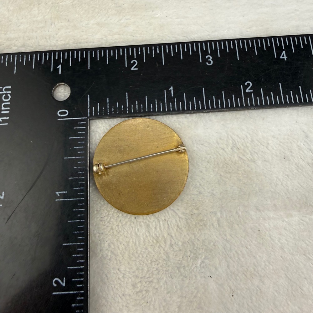 Vintage Gold Filled Brooch Round Monogram Scalloped Edge Unisex 1.25in - Picture 8 of 8